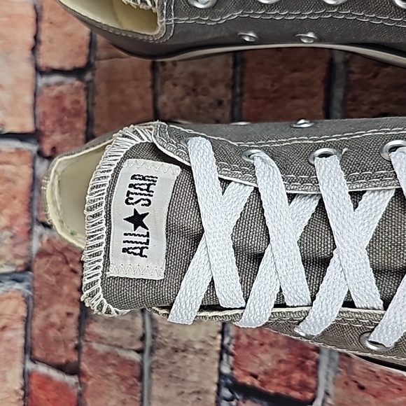 CONVERSE ALL-STAR CHUCK TAYLOR LOWTOP SHOES,  WOMANS SIZE 5 (YOUTH3) - Picture 5 of 13